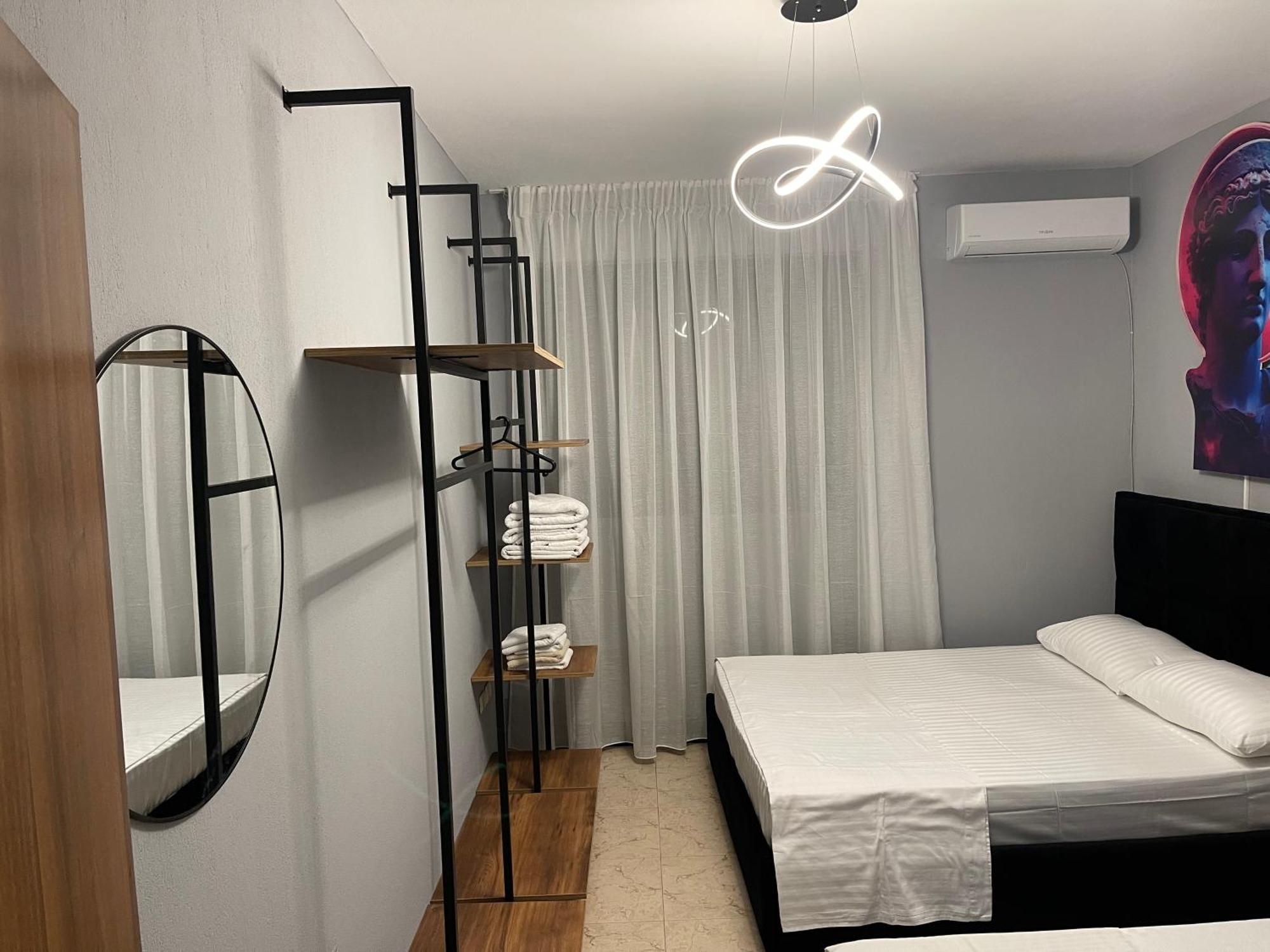 Super House 2 Blloku - 3 Rooms Tiranë Luaran gambar