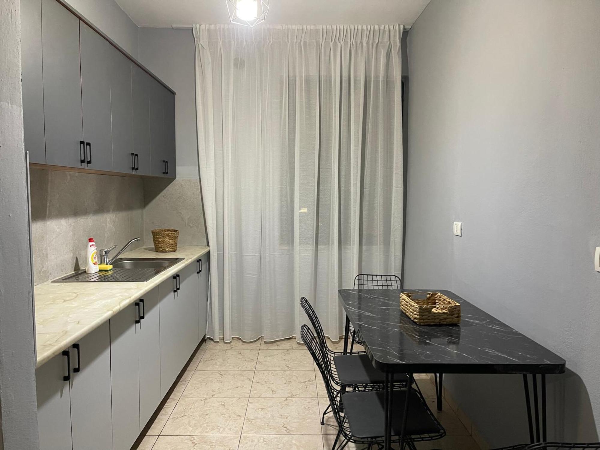 Super House 2 Blloku - 3 Rooms Tiranë Luaran gambar